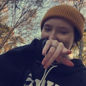 Meet your Posher, Lily